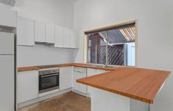 43 Renfrew Drive, Highland Park, Qld 4211