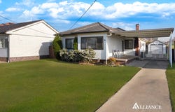 5 Edinburgh Drive, Revesby Heights, NSW 2212