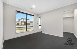 7 Amadeus Street, Clyde, Vic 3978