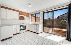 11/11 Donald Road, Queanbeyan, NSW 2620
