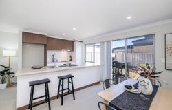 24 Plunkett Turn, Canning Vale, WA 6155