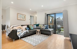 2/9 Blackburn Road, Mooroolbark, Vic 3138