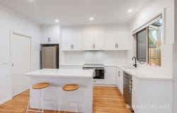 4/19 William Road, Croydon, Vic 3136