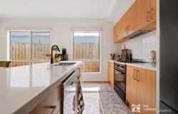 26 BUNDALONG DRIVE, Eynesbury, Vic 3338