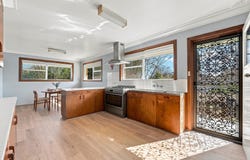 11 Thompson Street, Armidale, NSW 2350