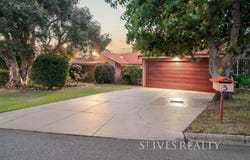 5 Fox Court, Leeming, WA 6149