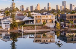 20 Argyle Crescent, Sorrento, Qld 4217