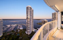 77/21 Bayview Street, Runaway Bay, Qld 4216