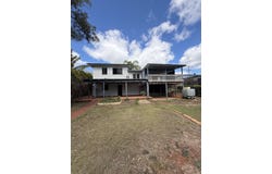 9 OAKES STREET, Childers, Qld 4660