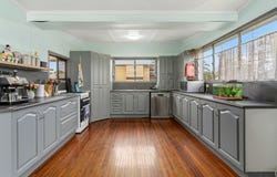 31 Face Street, Park Avenue, Qld 4701