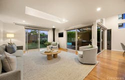 9 Park Hill Drive, Ringwood North, Vic 3134