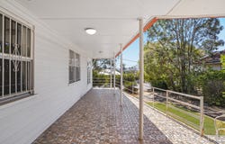 13 Brisbane Road, Newtown, Qld 4305