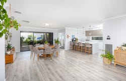 1 Lallal Place, Gobbagombalin, NSW 2650