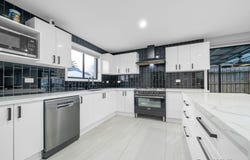 35 The Grange, Hampton Park, Vic 3976