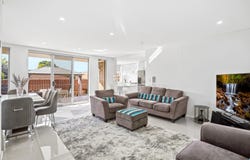 2/66-68 Lawrence Street, Peakhurst, NSW 2210