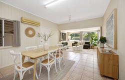 10 Downs Street, Gulliver, Qld 4812