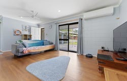 2/7 Wabag Close, Trinity Beach, Qld 4879