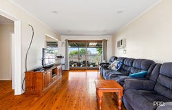 92 Barlow Street, Cambridge Park, NSW 2747