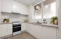 1/178-180 Barkly Street, St Kilda, Vic 3182