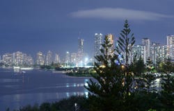 33/242 Marine Parade, Labrador, Qld 4215