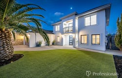 10 Hayling Road, Iluka, WA 6028