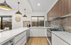 42 Waterlily Drive, Epping, Vic 3076