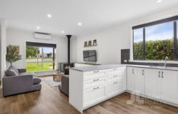 13 Hackett Road, Harvey, WA 6220