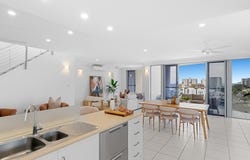 1003/23-27 Mcleod Street, Cairns City, Qld 4870