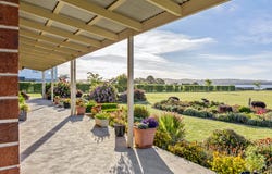 101 Sanwae Drive, Swan Bay, Tas 7252
