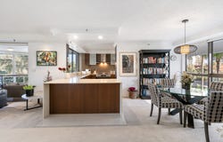 15/3 Cunningham Avenue, Main Beach, Qld 4217