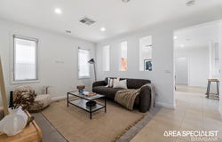 8 Billy Buttons Avenue, Cairnlea, Vic 3023