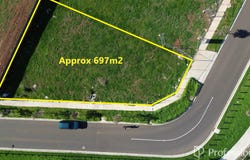 8 Marriott Boulevard, Weir Views, Vic 3338