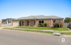 1 Ashwood Gardens, Mitchell Park, Vic 3355
