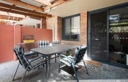 2/4 Dover Court, Mosman Park, WA 6012