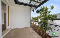 2/4 Adams Street, Queanbeyan, NSW 2620