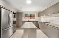37 Greyfriar Place, Kellyville, NSW 2155