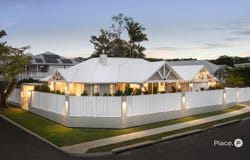 26 Dora Street, Hendra, Qld 4011