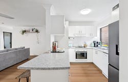13/1A McLeod Street, Highland Park, Qld 4211