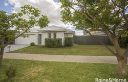 38 Kulungar Elbow, South Guildford, WA 6055