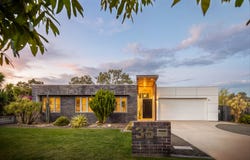 35 Waterfront Drive, Karalee, Qld 4306