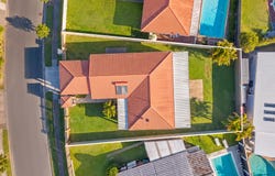6 Bowline Road, Mermaid Waters, Qld 4218