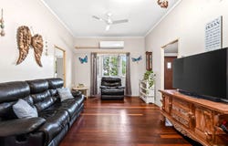 38 Biggs Avenue, Beachmere, Qld 4510