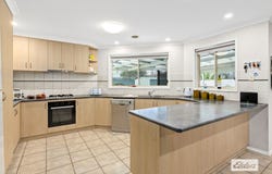 3 Hall Court, Howlong, NSW 2643