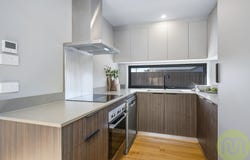1,2,3 & 4/11 Gilmore Place, Queanbeyan, NSW 2620