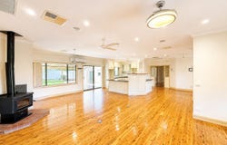 4 Lanaghan Street, Glenroy, NSW 2640