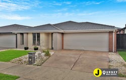 19 Blackhazel Crescent, Clyde North, Vic 3978