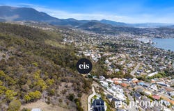 10 Stephanie Close, Sandy Bay, Tas 7005