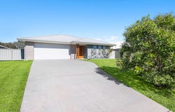 36 Keith Andrews Avenue, South West Rocks, NSW 2431