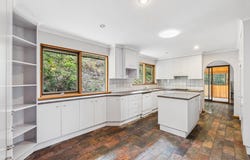 5 Hadleigh Rise, Upper Sturt, SA 5156
