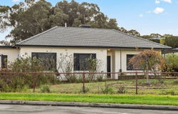 1 Peter Place, Ridgehaven, SA 5097